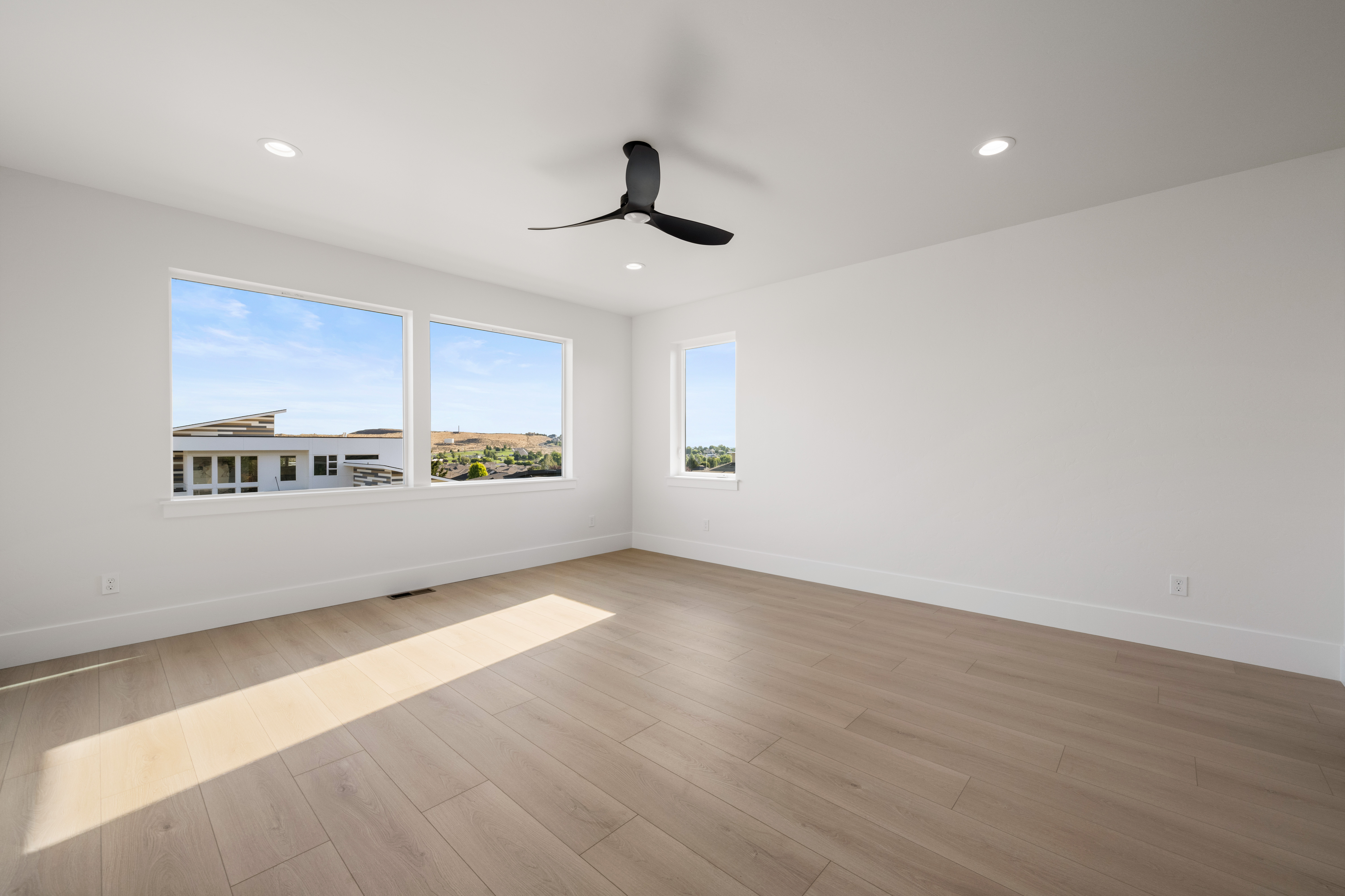  Step Into Elevated New Construction at The Dwellings - 物件實景