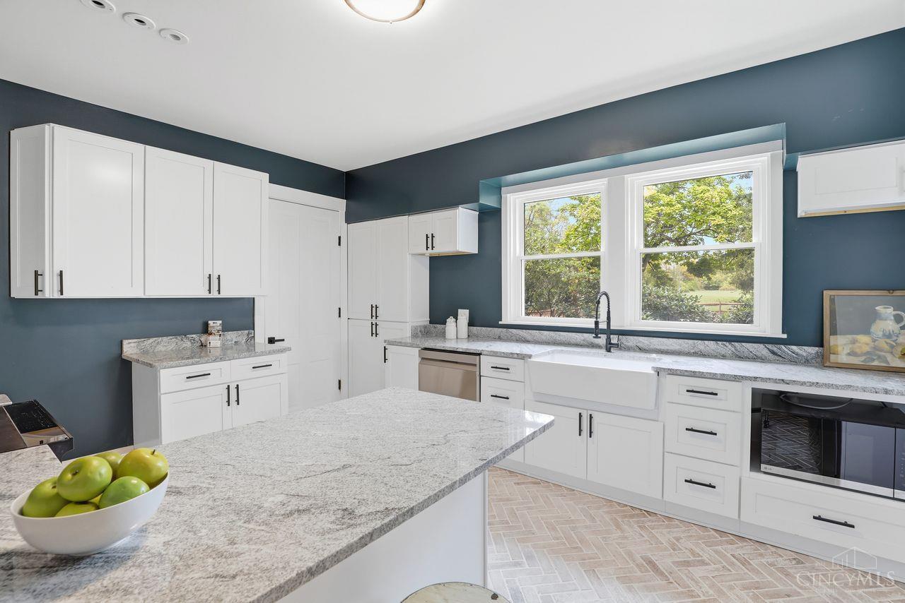 Union Twp, Ohio, 45036, United States, 3 Bedrooms Bedrooms, ,4 BathroomsBathrooms,Residential,For Sale,1967031