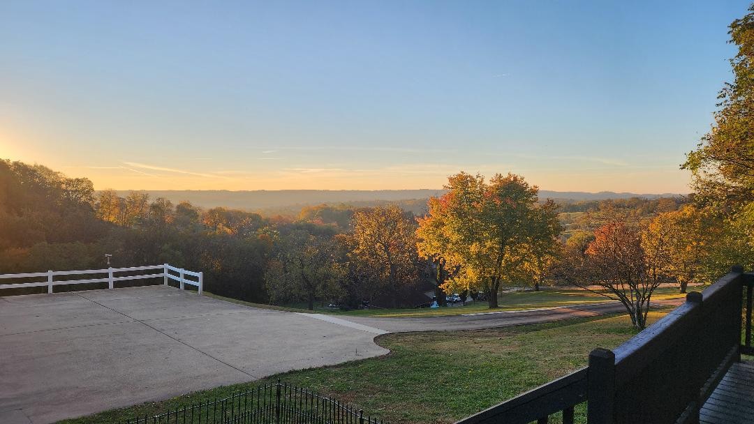 Lewisburg, Tennessee, 37091, United States, 4 Bedrooms Bedrooms, ,3 BathroomsBathrooms,Residential,For Sale,1999662