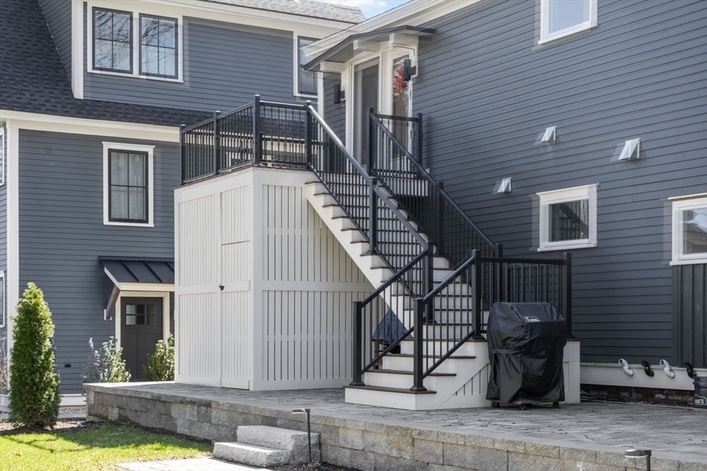 Amesbury, Massachusetts, 01913, United States, 2 Bedrooms Bedrooms, ,2 BathroomsBathrooms,Residential,For Sale,2049079