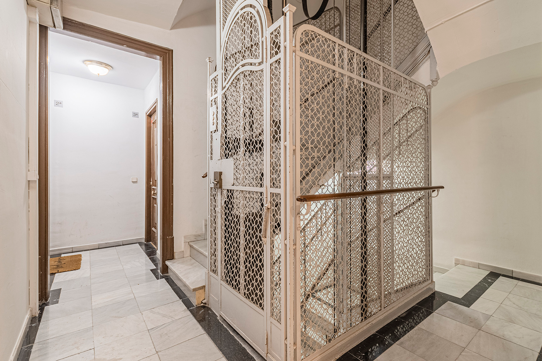  Wonderful refurbished flat with private terrace - 物件實景