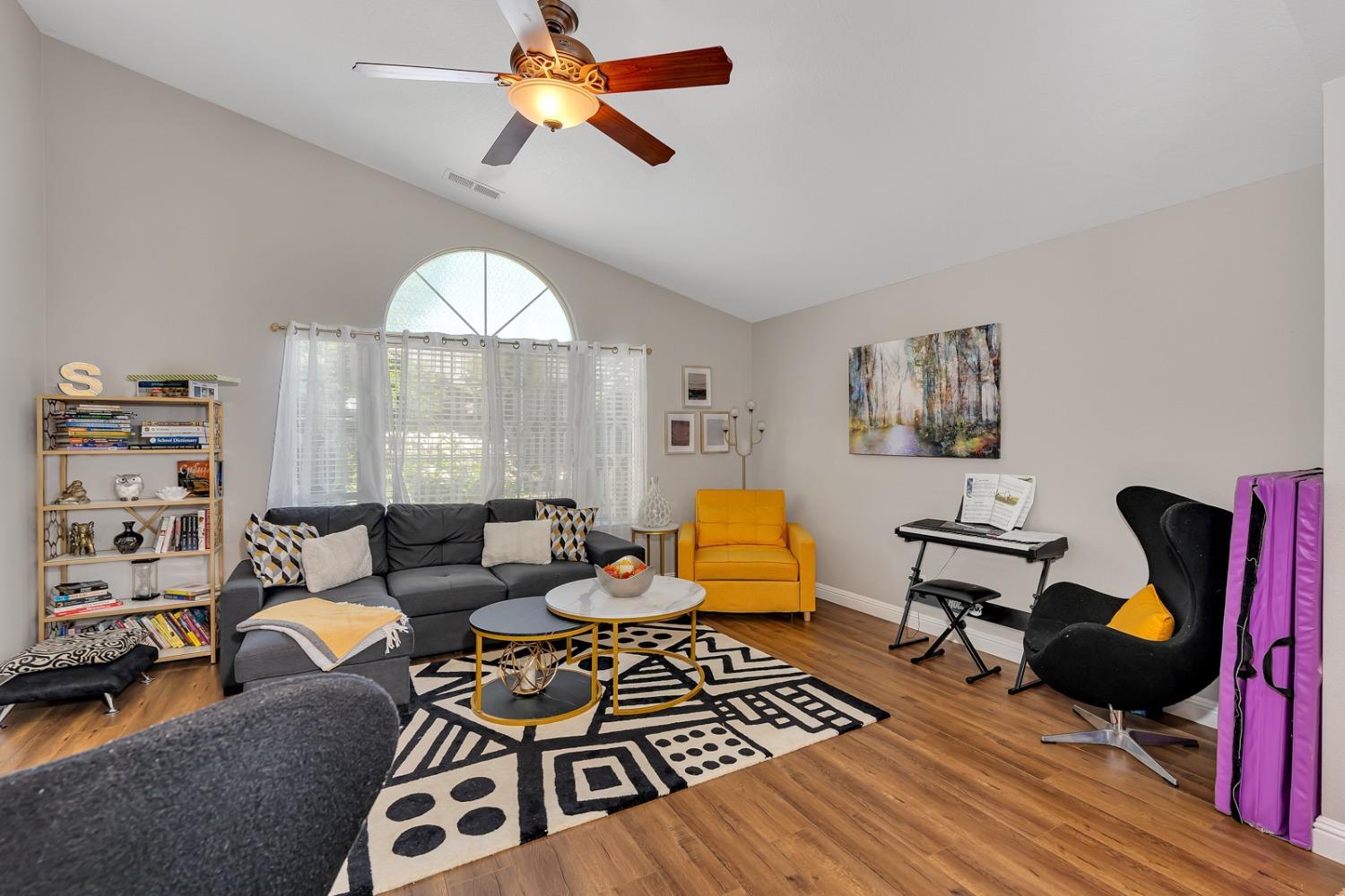 Madera, California, 93637, United States, 3 Bedrooms Bedrooms, ,3 BathroomsBathrooms,Residential,For Sale,1984601