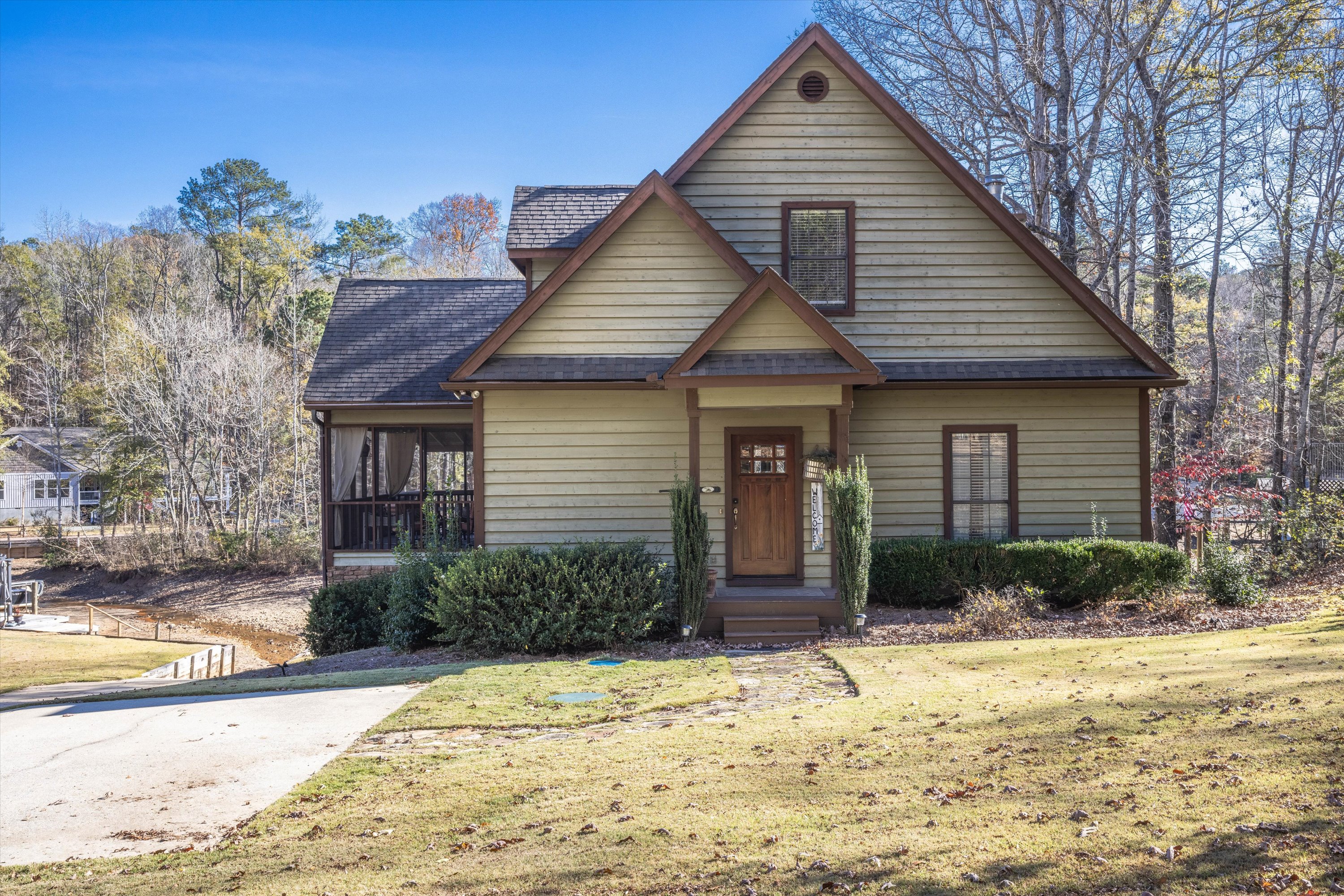 Beach Island Trce, Dadeville, AL 36853 #1