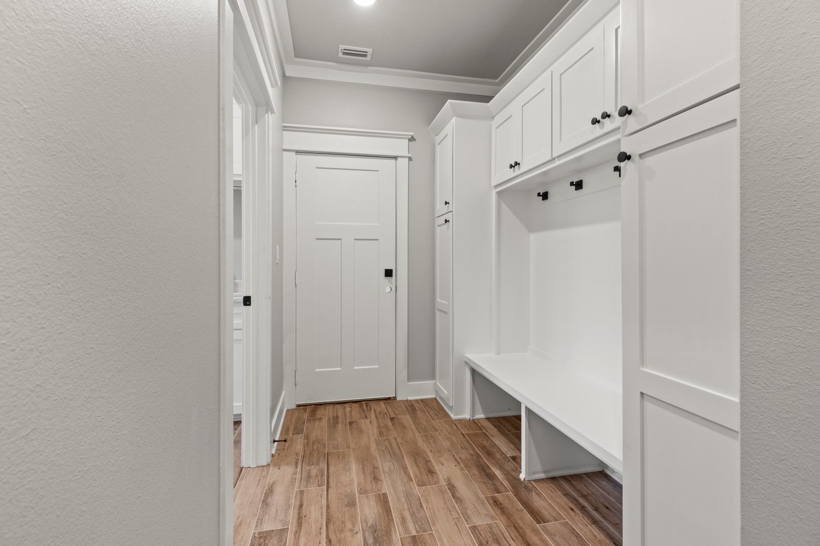 Tyler, Texas, 75706, United States, 4 Bedrooms Bedrooms, ,3 BathroomsBathrooms,Residential,For Sale,1983629