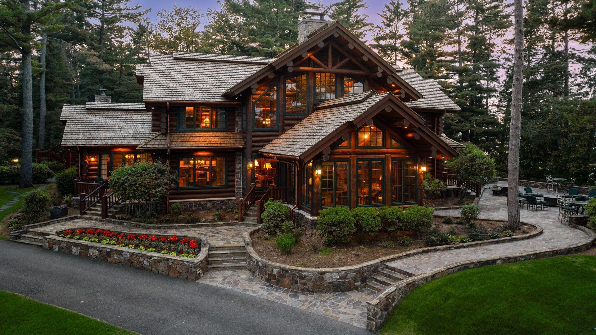 Pequot Lakes, Minnesota, 56472, United States, 23 Bedrooms Bedrooms, ,10 BathroomsBathrooms,Residential,For Sale,1858285