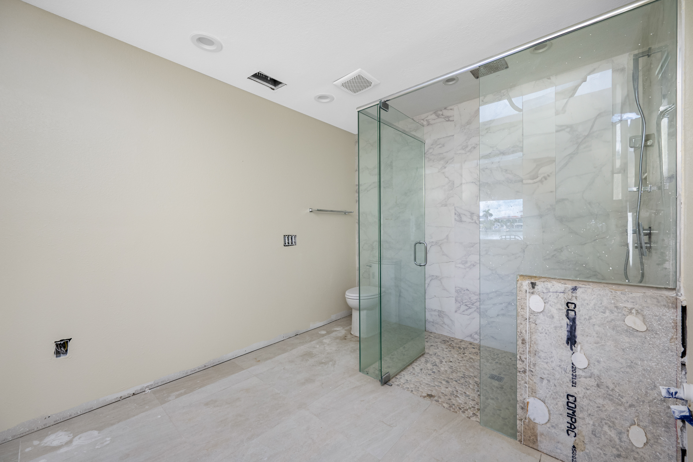 Treasure Island, Florida, 33706, United States, 3 Bedrooms Bedrooms, ,2 BathroomsBathrooms,Residential,For Sale,1904324