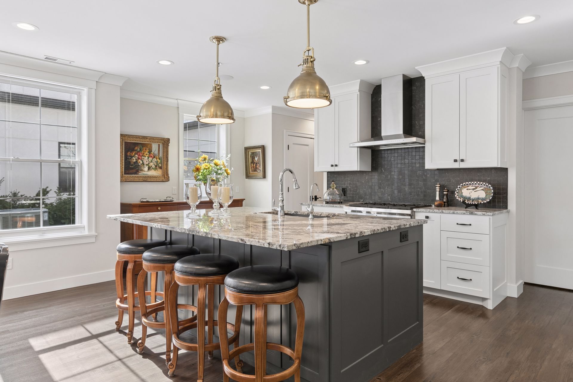  Gorgeous Light-Filled Condo in the Heart of Edina - 物件實景