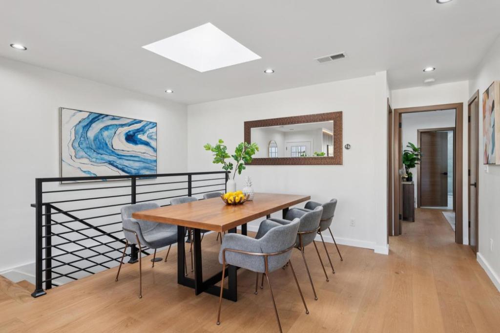 San Francisco, California, 94132, United States, 4 Bedrooms Bedrooms, ,4 BathroomsBathrooms,Residential,For Sale,2008965