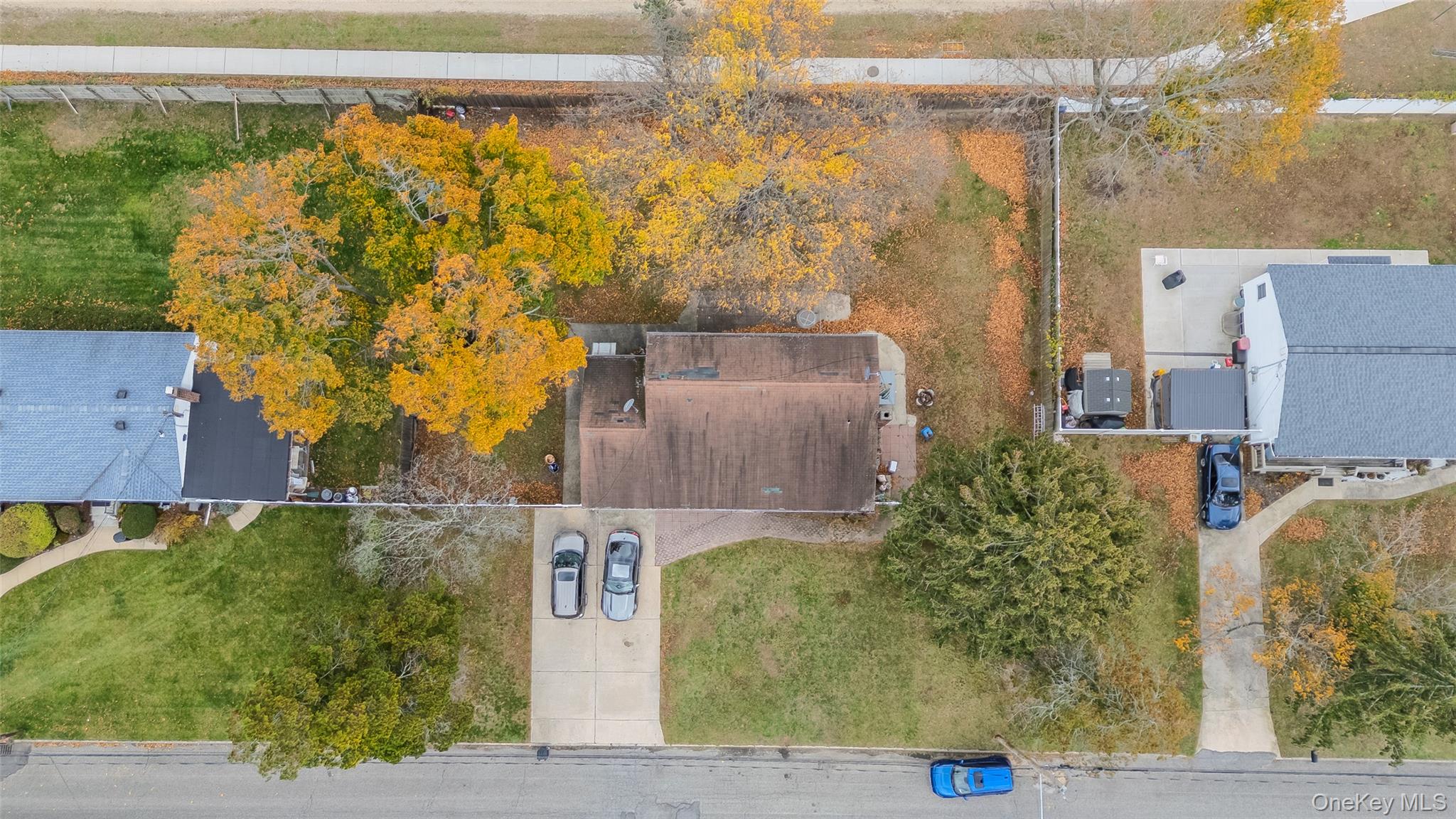 Bay Shore, New York, 11706, United States, 3 Bedrooms Bedrooms, ,3 BathroomsBathrooms,Residential,For Sale,1992406