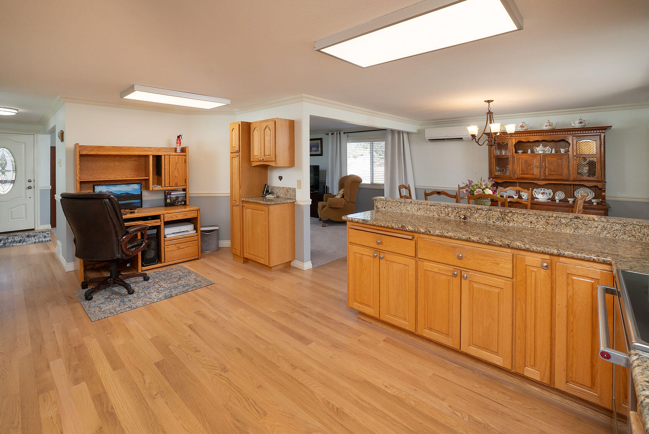 Terrebonne, Oregon, 97760, United States, 3 Bedrooms Bedrooms, ,2 BathroomsBathrooms,Residential,For Sale,1902400