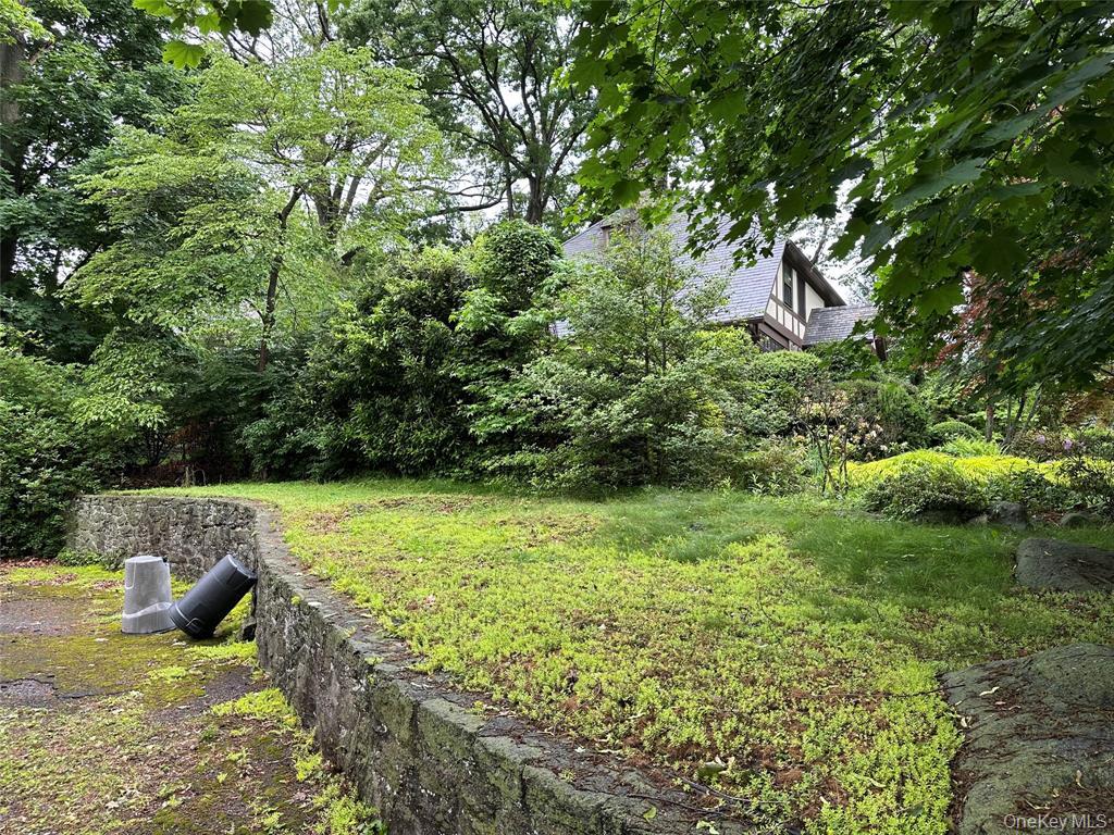 Larchmont, New York, 10538, United States, 5 Bedrooms Bedrooms, ,5 BathroomsBathrooms,Residential,For Sale,1984042