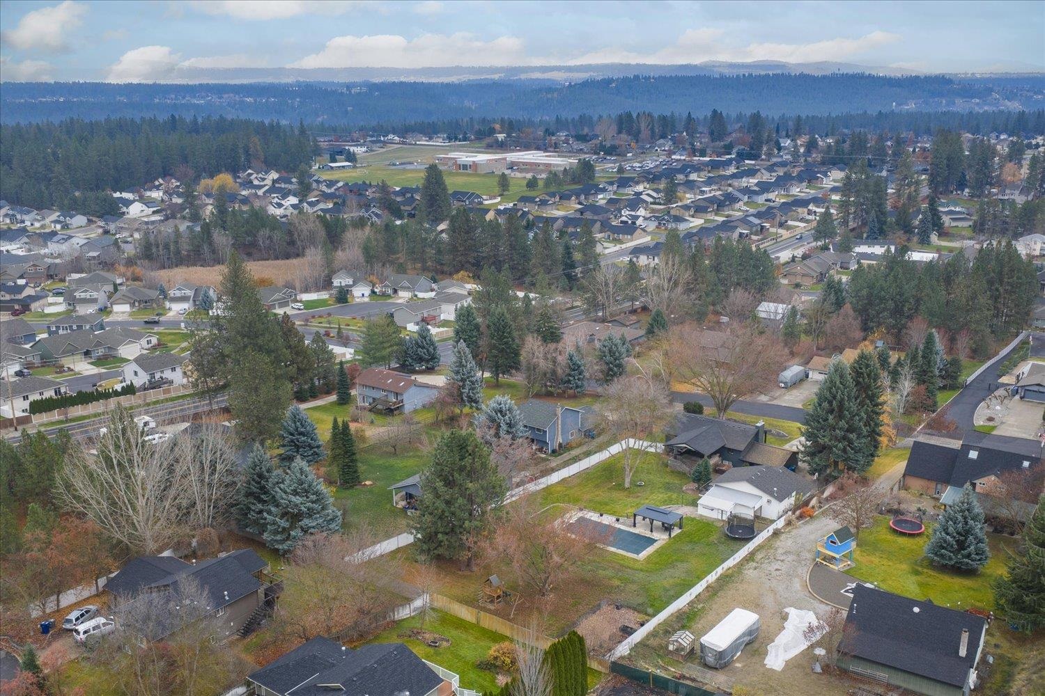 Colbert, Washington, 99005, United States, 5 Bedrooms Bedrooms, ,3 BathroomsBathrooms,Residential,For Sale,1998044