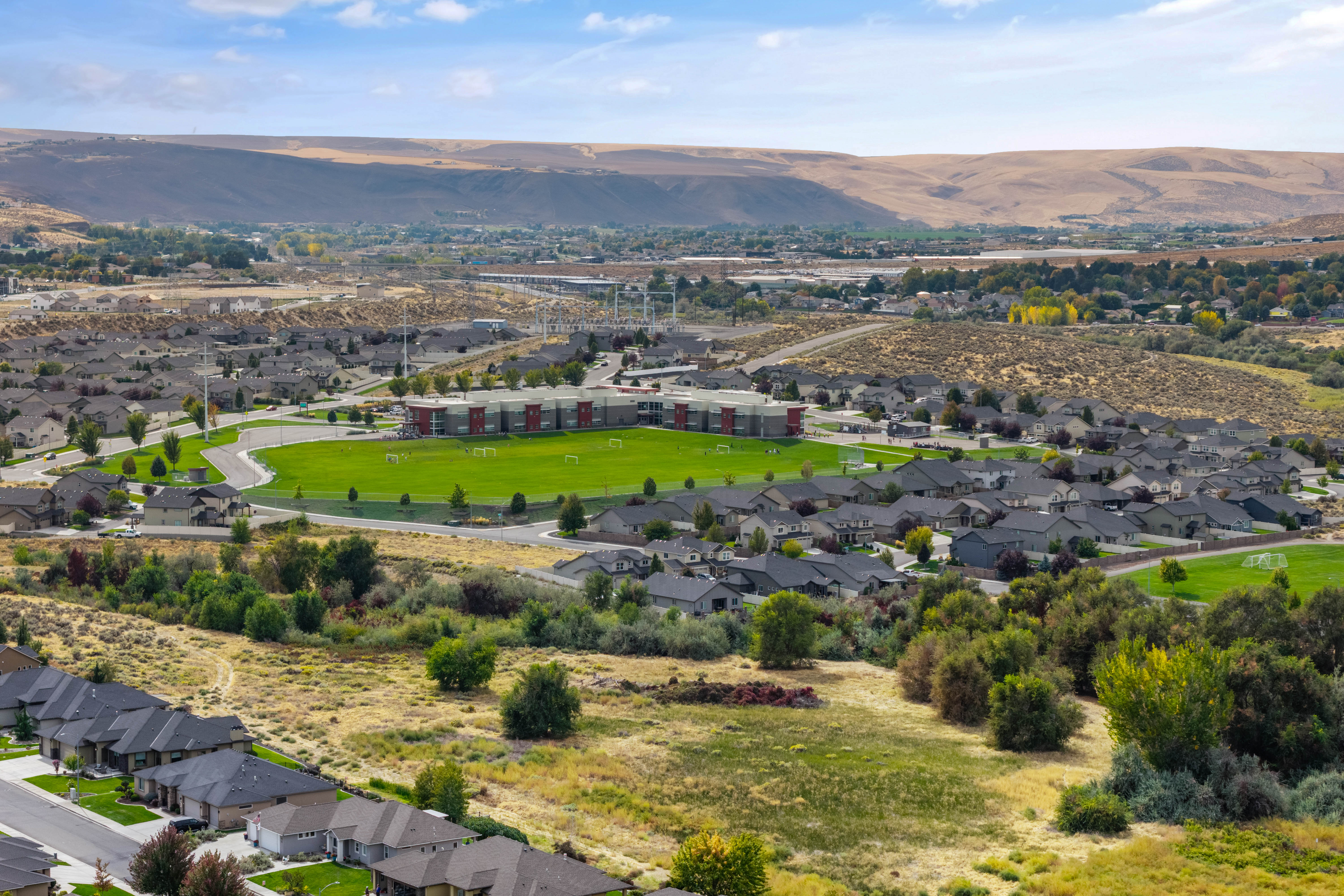  Corner Lot in The Heights at Meadow Springs - 物件實景