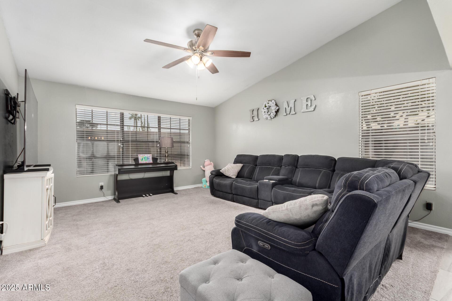 Glendale, Arizona, 85302, United States, 4 Bedrooms Bedrooms, ,4 BathroomsBathrooms,Residential,For Sale,1977849