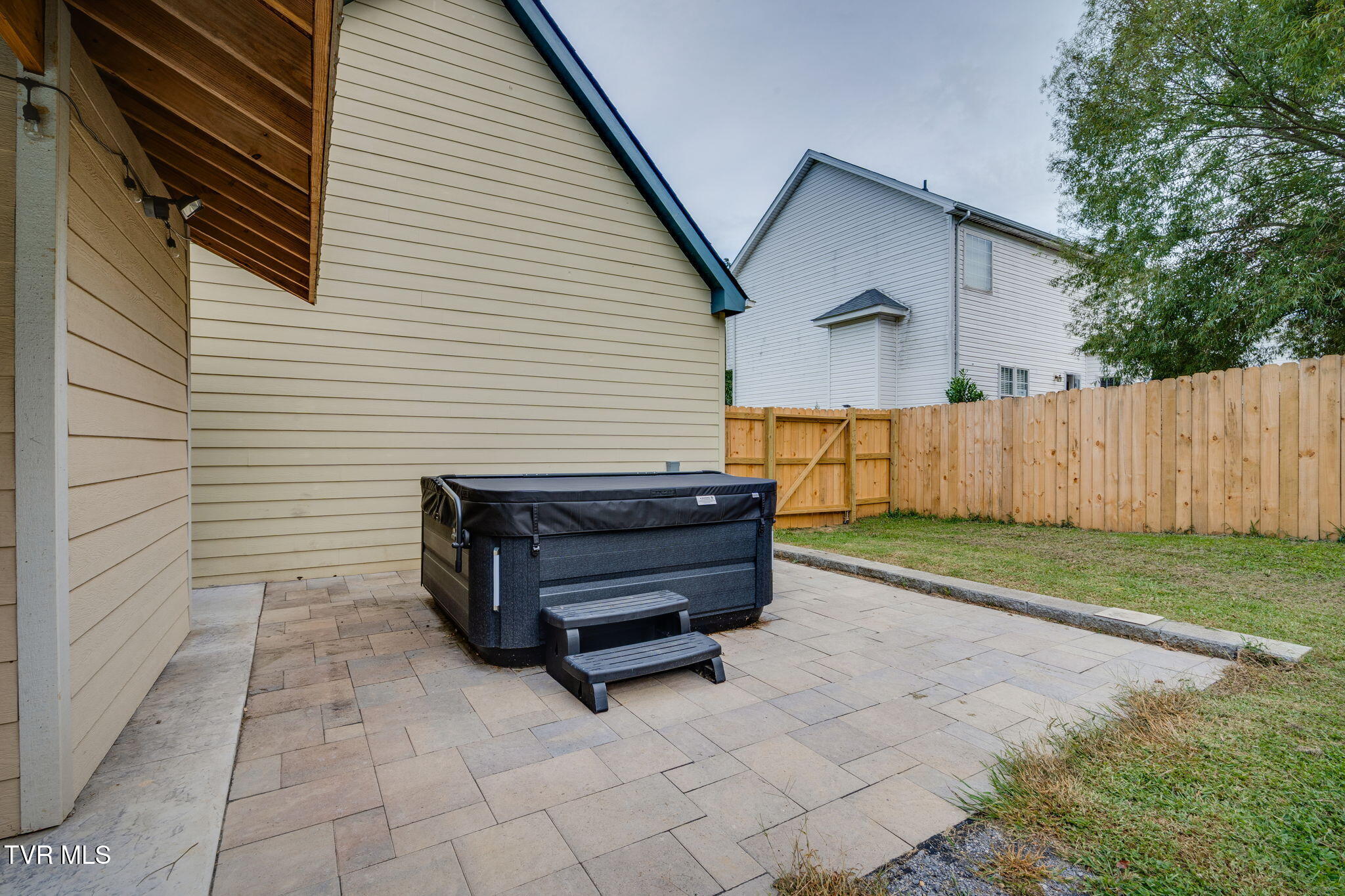 Gray, Tennessee, 37615, United States, 3 Bedrooms Bedrooms, ,4 BathroomsBathrooms,Residential,For Sale,1978151