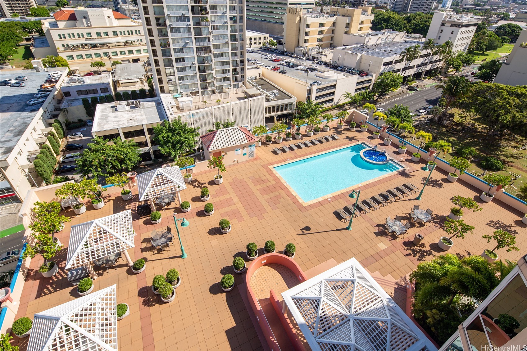 Honolulu, Hawaii, 96813, United States, 1 Bedroom Bedrooms, ,1 BathroomBathrooms,Residential,For Sale,1940357