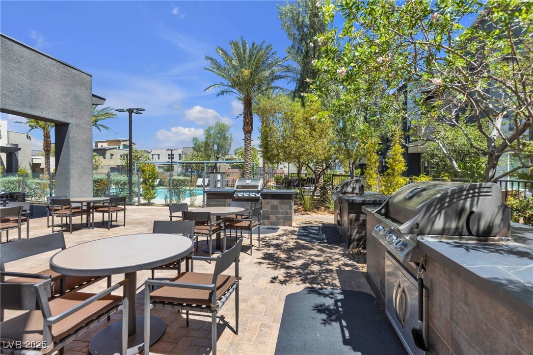 Las Vegas, Nevada, 89135, United States, 2 Bedrooms Bedrooms, ,2 BathroomsBathrooms,Residential,For Sale,1908470