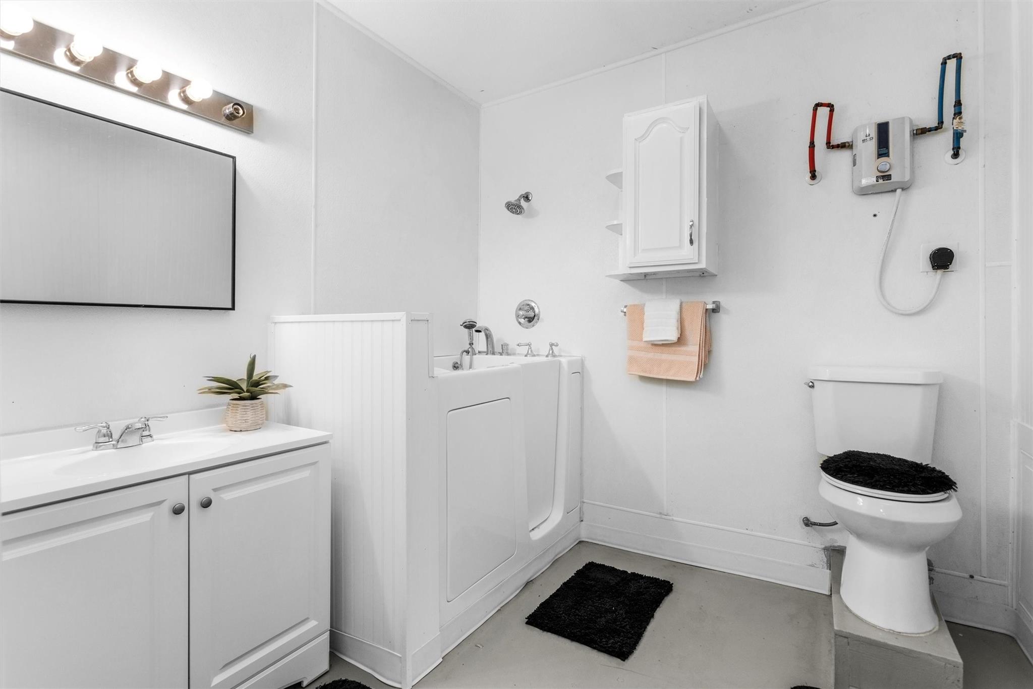 Spring, Texas, 77386, United States, 3 Bedrooms Bedrooms, ,4 BathroomsBathrooms,Residential,For Sale,1978750