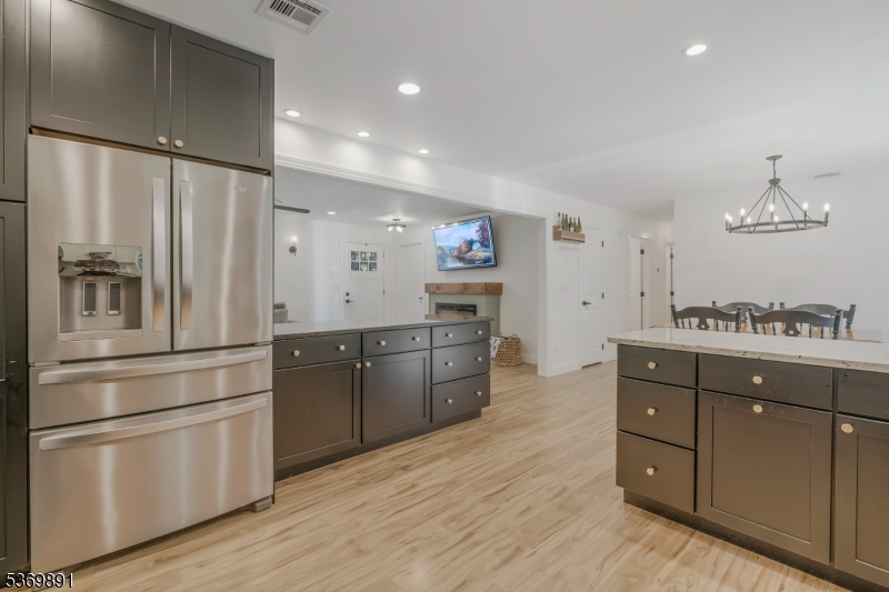 Bethlehem Twp., New Jersey, 08802, United States, 3 Bedrooms Bedrooms, ,2 BathroomsBathrooms,Residential,For Sale,1949584