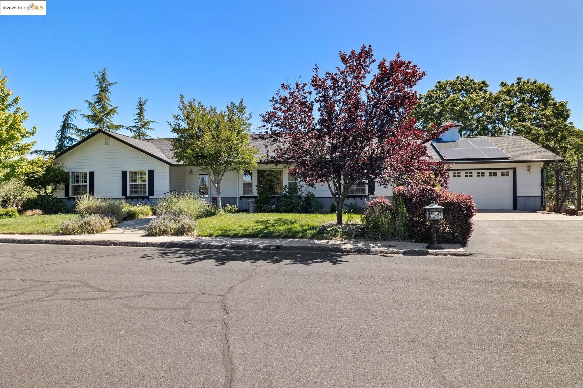 Sonora, California, 95370, United States, 3 Bedrooms Bedrooms, ,2 BathroomsBathrooms,Residential,For Sale,1916057