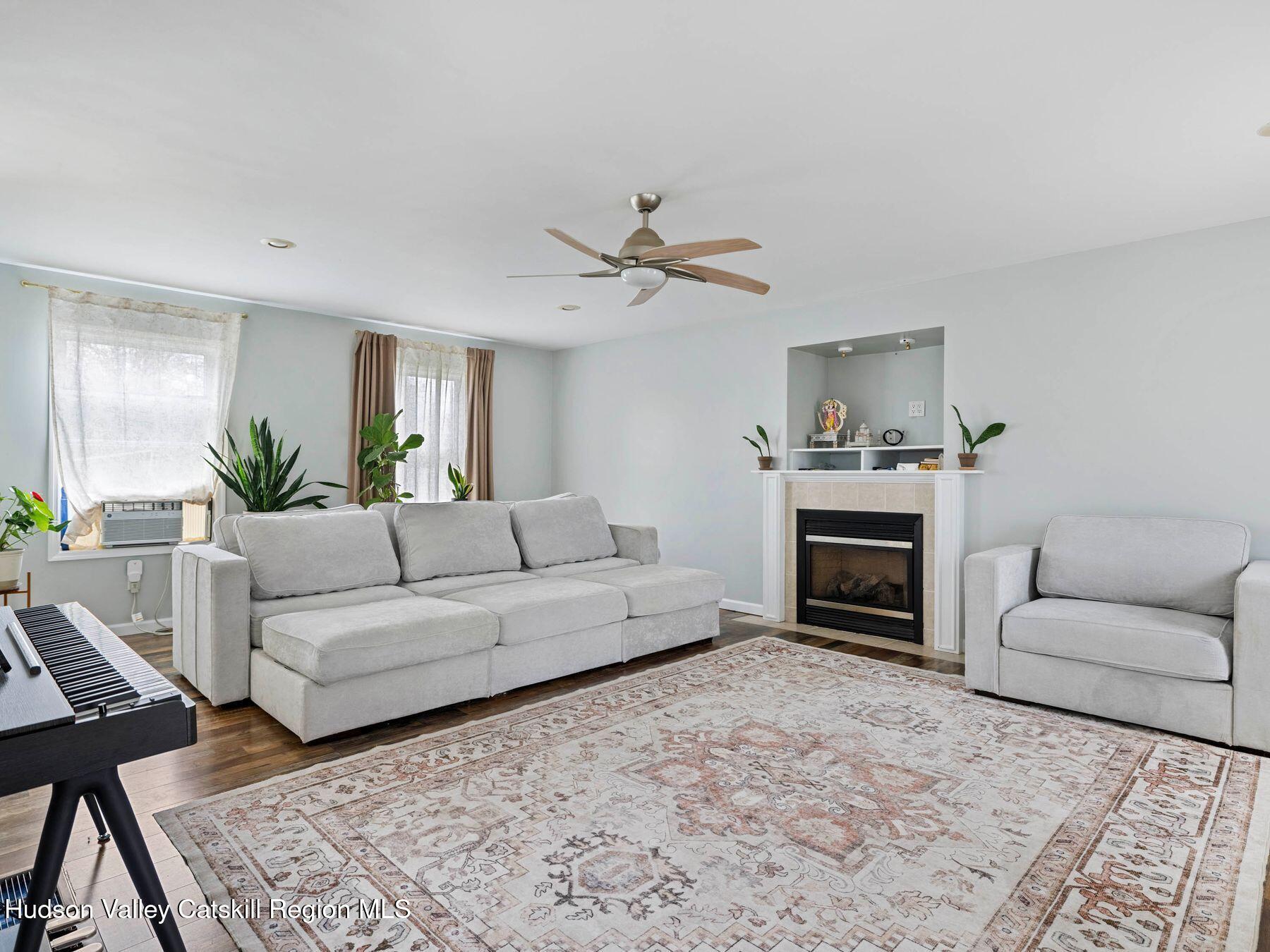 Saugerties, New York, 12477, United States, 4 Bedrooms Bedrooms, ,3 BathroomsBathrooms,Residential,For Sale,1994333