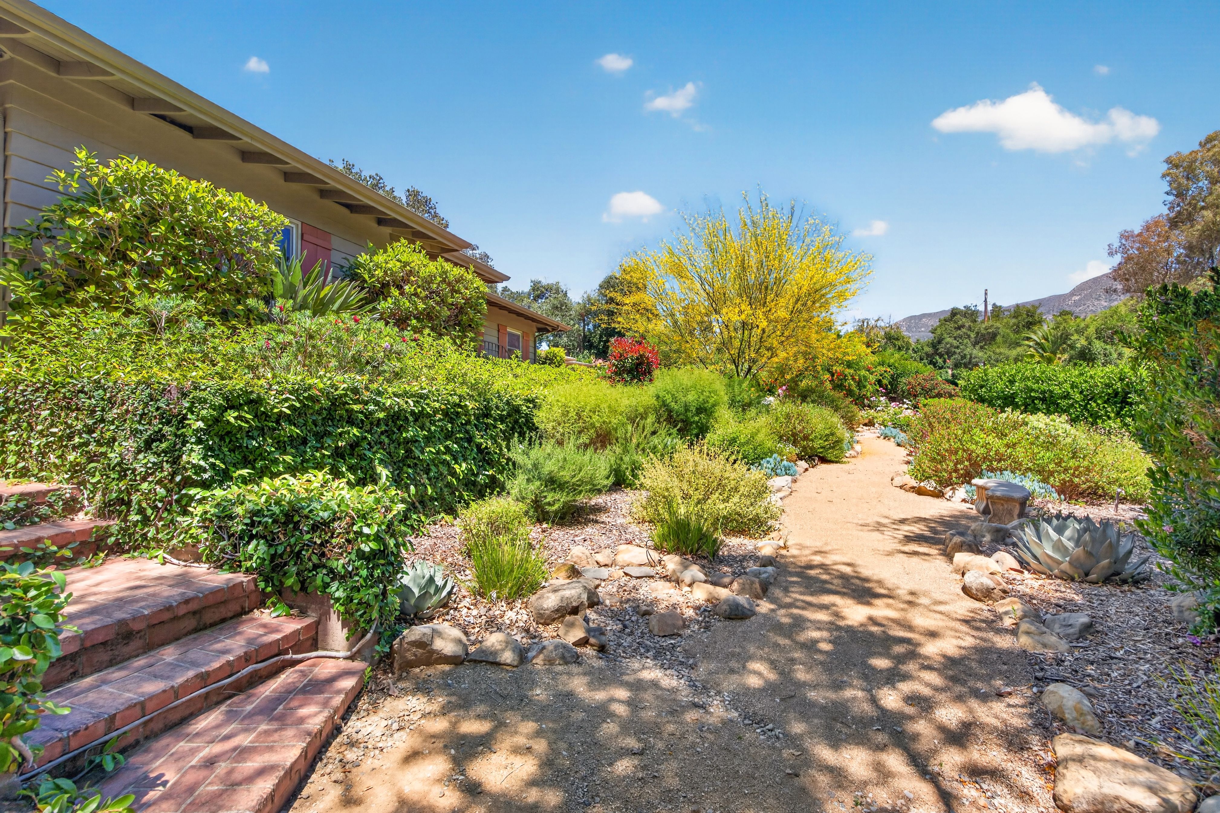  203 Foothill Road, Ojai, CA 93023 - 物件實景