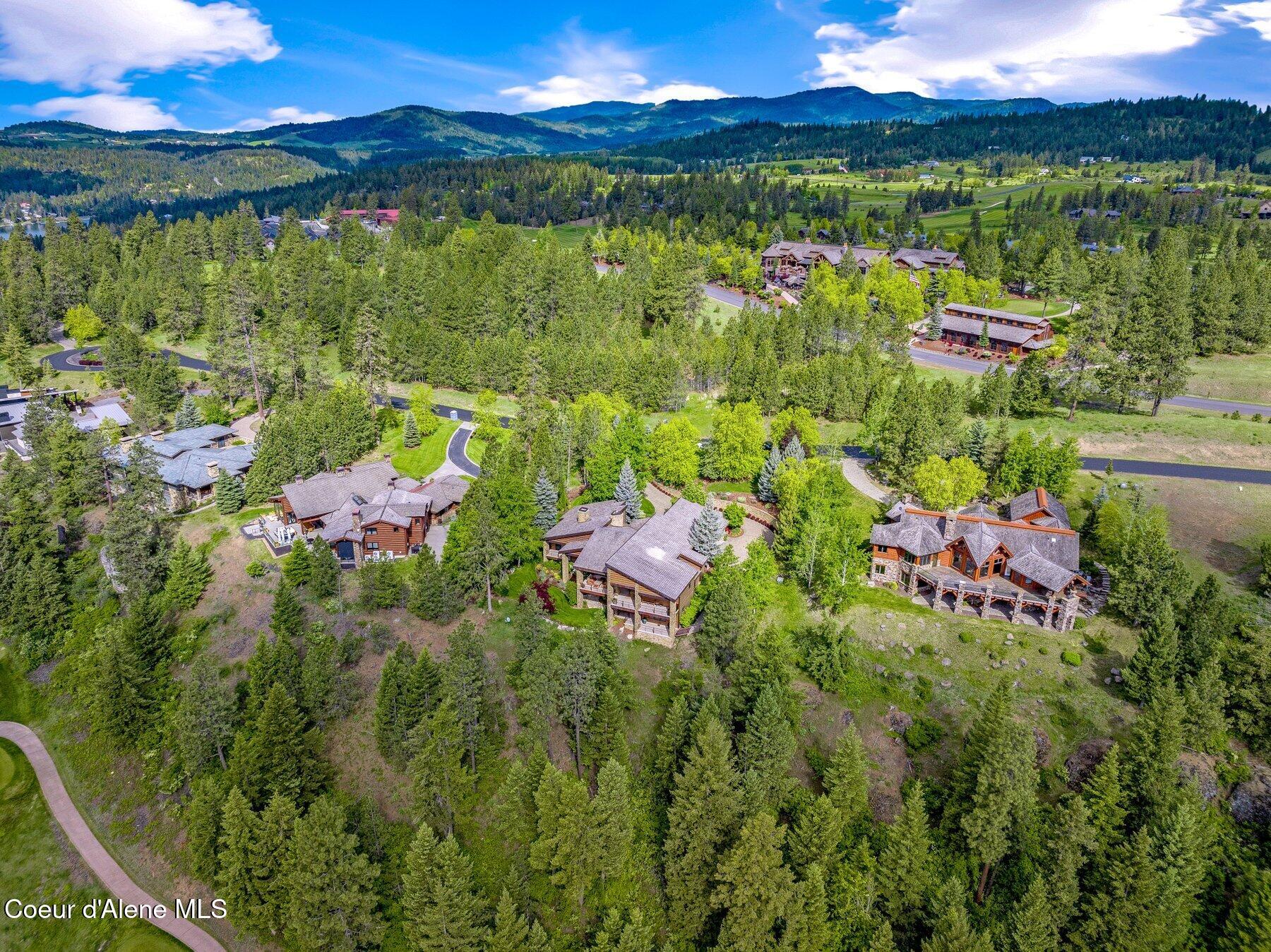 Coeur D'alene, Idaho, 83814, United States, 3 Bedrooms Bedrooms, ,1 BathroomBathrooms,Residential,For Sale,1837044