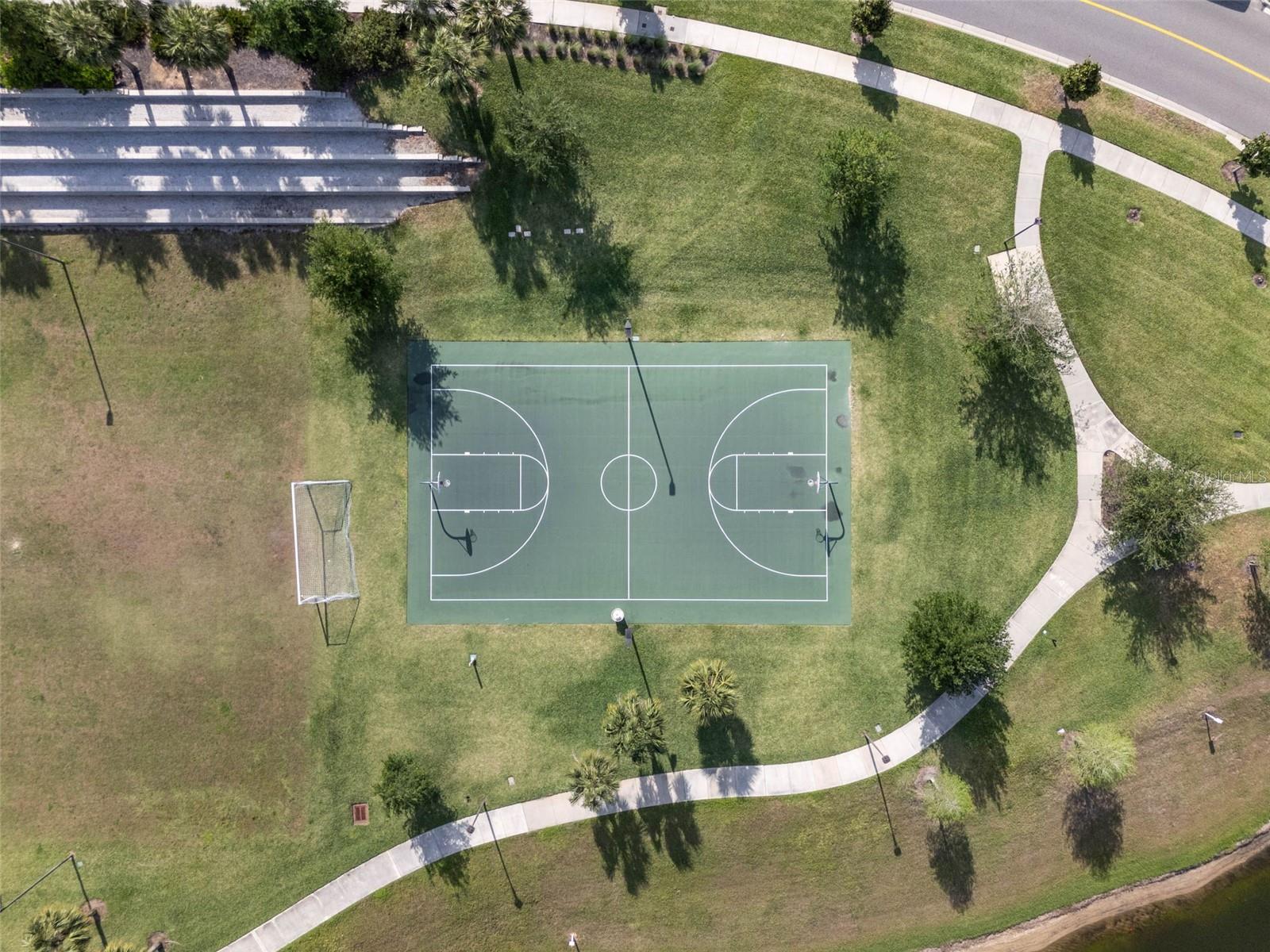 KISSIMMEE, Florida, 34747, United States, 7 Bedrooms Bedrooms, ,6 BathroomsBathrooms,Residential,For Sale,1989938