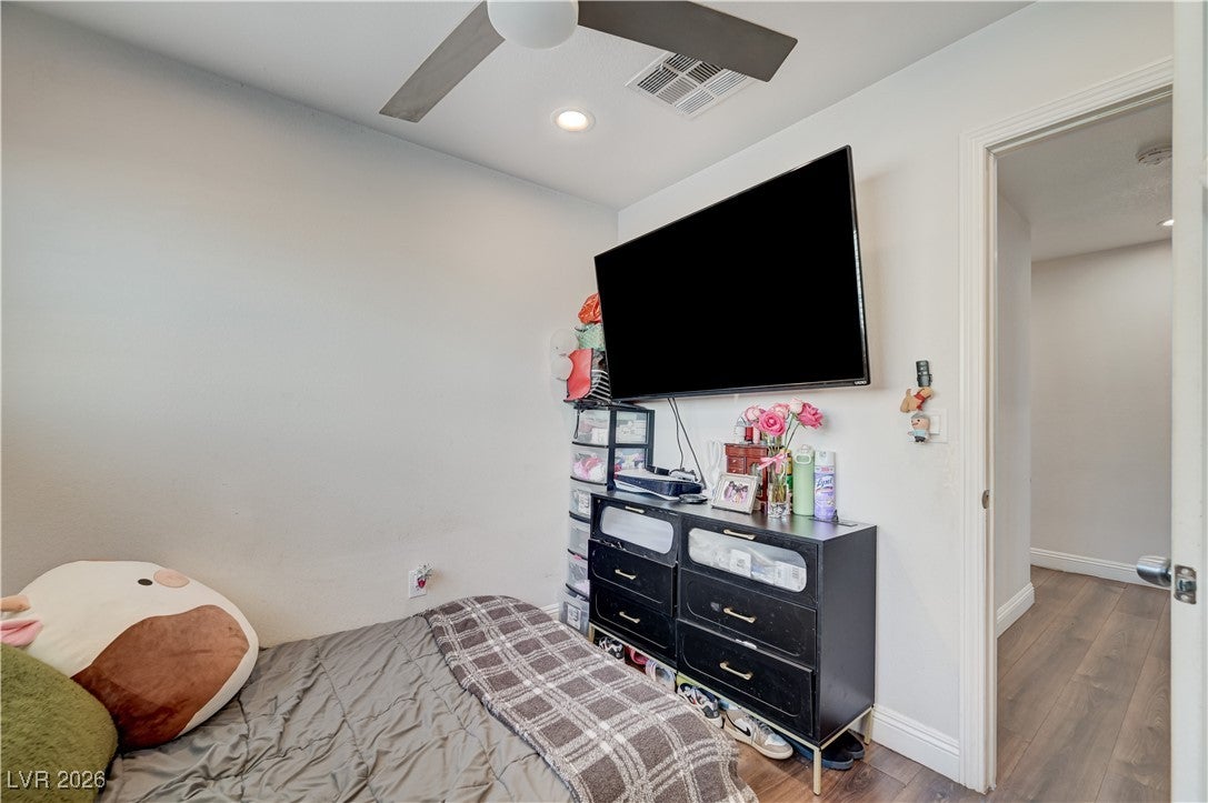 Las Vegas, Nevada, 89122, United States, 5 Bedrooms Bedrooms, ,4 BathroomsBathrooms,Residential,For Sale,2008777