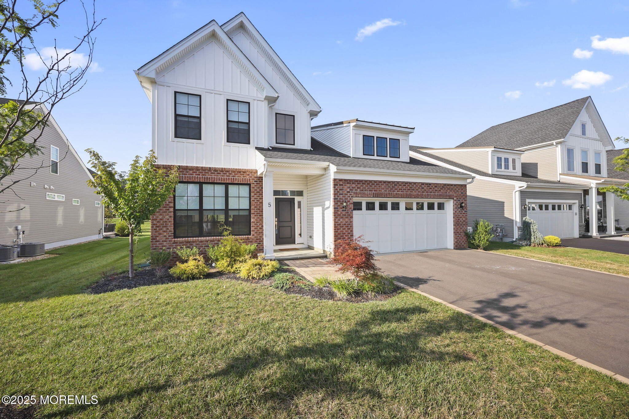 Manalapan, New Jersey, 07726, United States, 4 Bedrooms Bedrooms, ,3 BathroomsBathrooms,Residential,For Sale,1914014