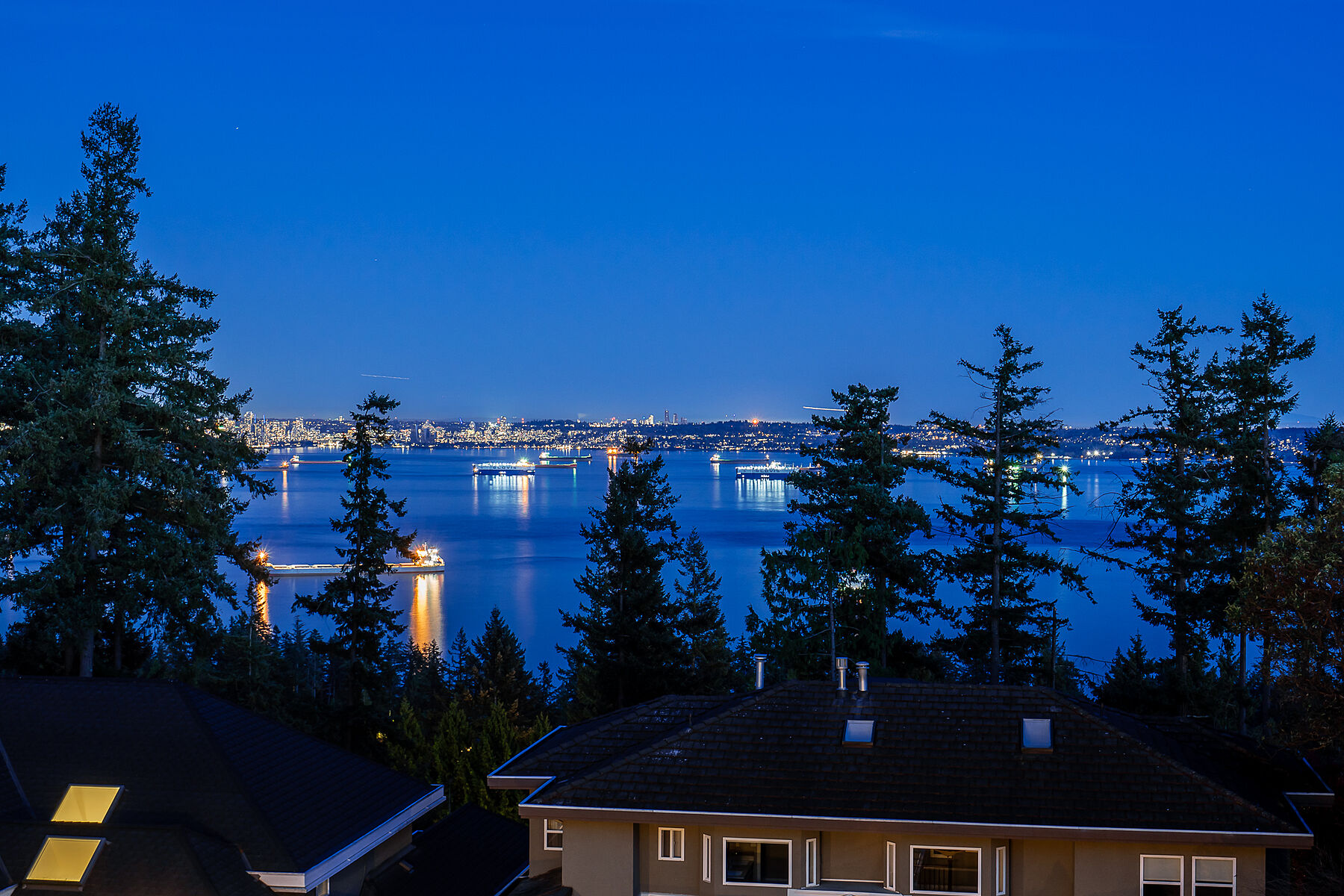  Stunning Executive Residence - 物件實景