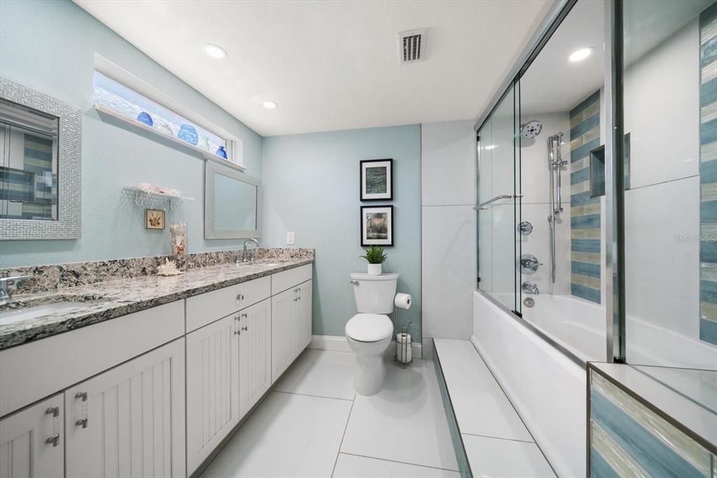 Clearwater Beach, Florida, 33767, United States, 3 Bedrooms Bedrooms, ,3 BathroomsBathrooms,Residential,For Sale,1988337