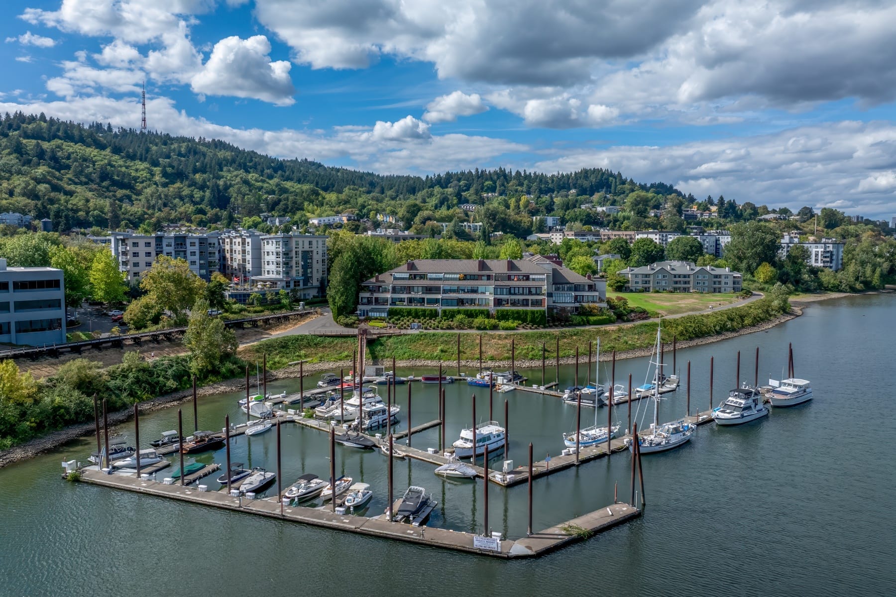  5250 S LANDING DR #105B1 Portland, OR 97239 - 物件實景