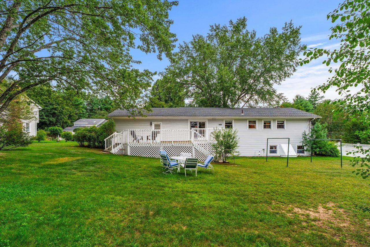 Nashua, New Hampshire, 03062, United States, 3 Bedrooms Bedrooms, ,2 BathroomsBathrooms,Residential,For Sale,1942300