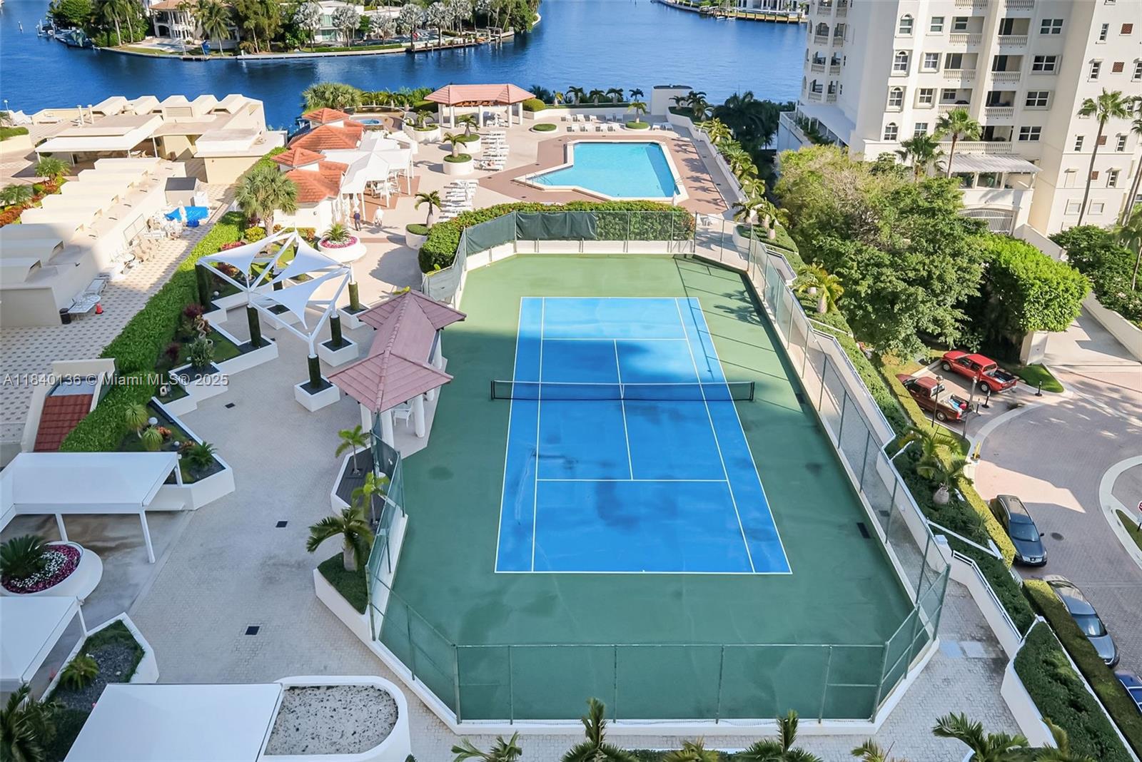 Aventura, Florida, 33180, United States, 2 Bedrooms Bedrooms, ,2 BathroomsBathrooms,Residential,For Sale,1898745
