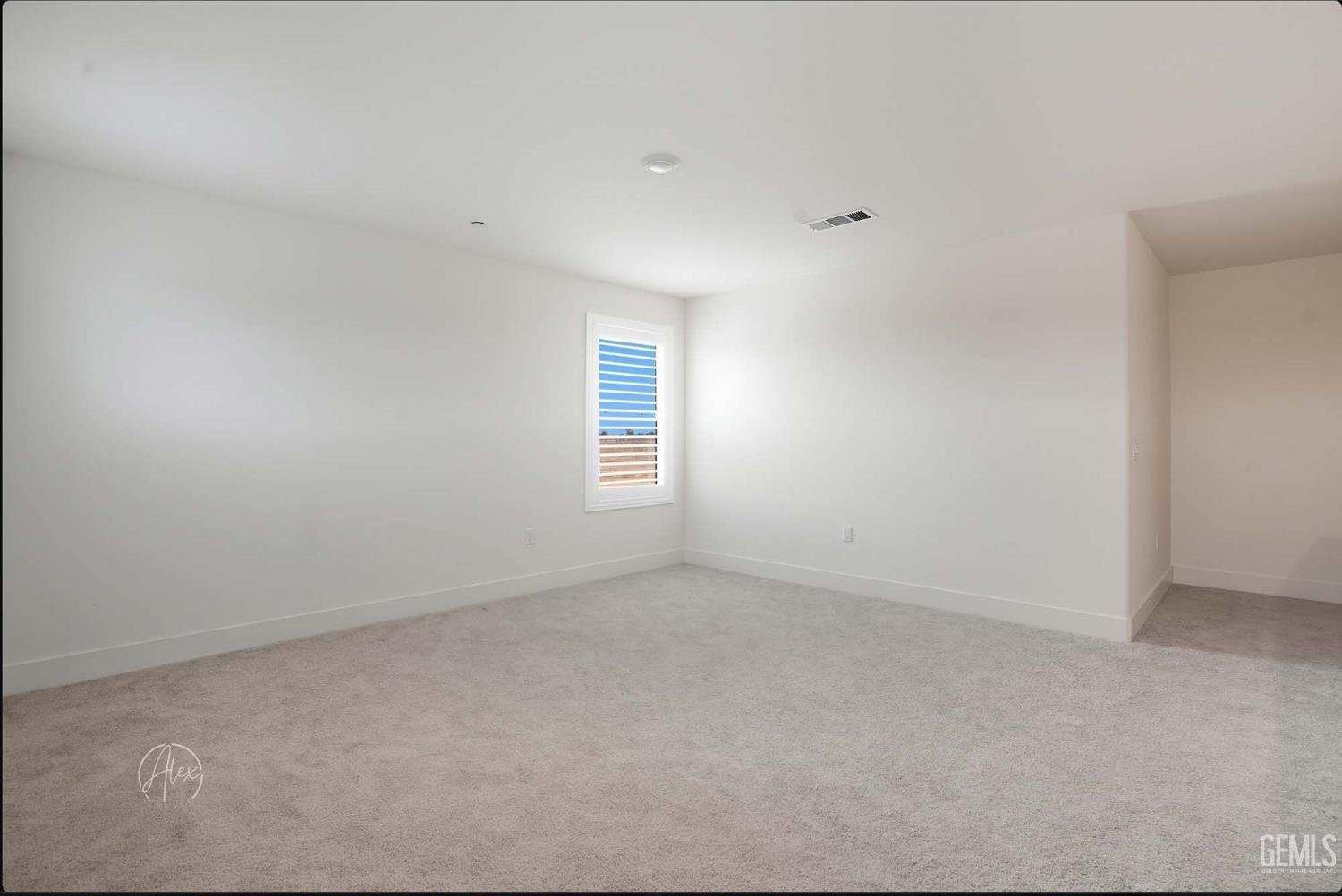 Bakersfield, California, 93314, United States, 5 Bedrooms Bedrooms, ,4 BathroomsBathrooms,Residential,For Sale,1983146