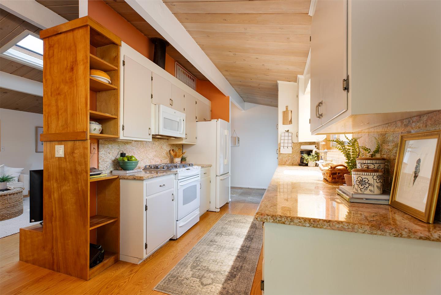 Felton, California, 95018, United States, 3 Bedrooms Bedrooms, ,3 BathroomsBathrooms,Residential,For Sale,1996895