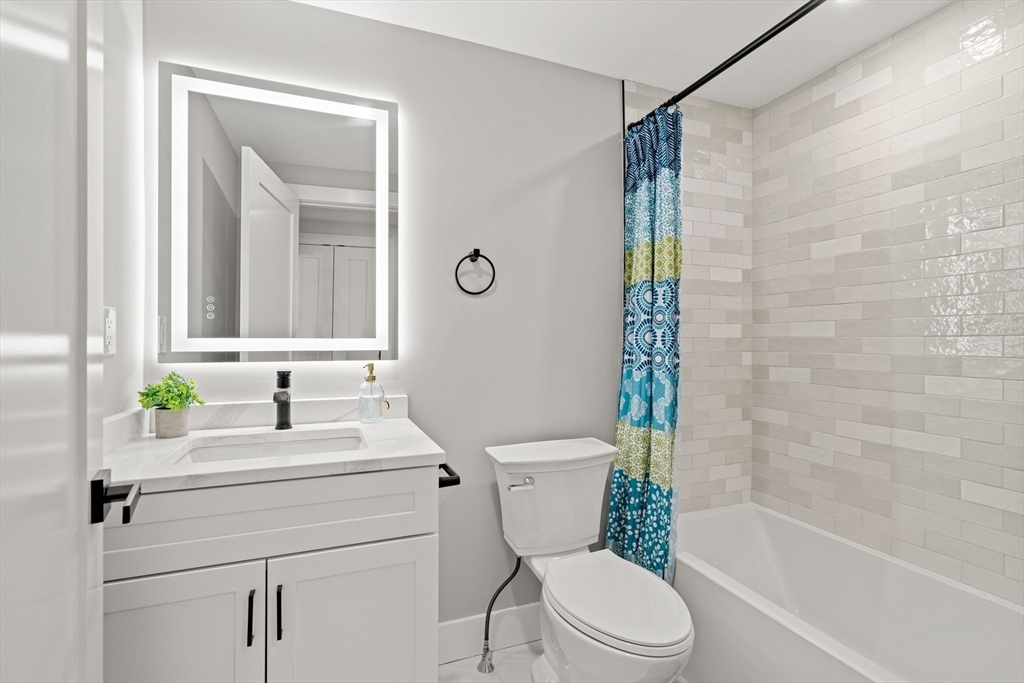 Boston, Massachusetts, 02125, United States, 2 Bedrooms Bedrooms, ,3 BathroomsBathrooms,Residential,For Sale,1995949