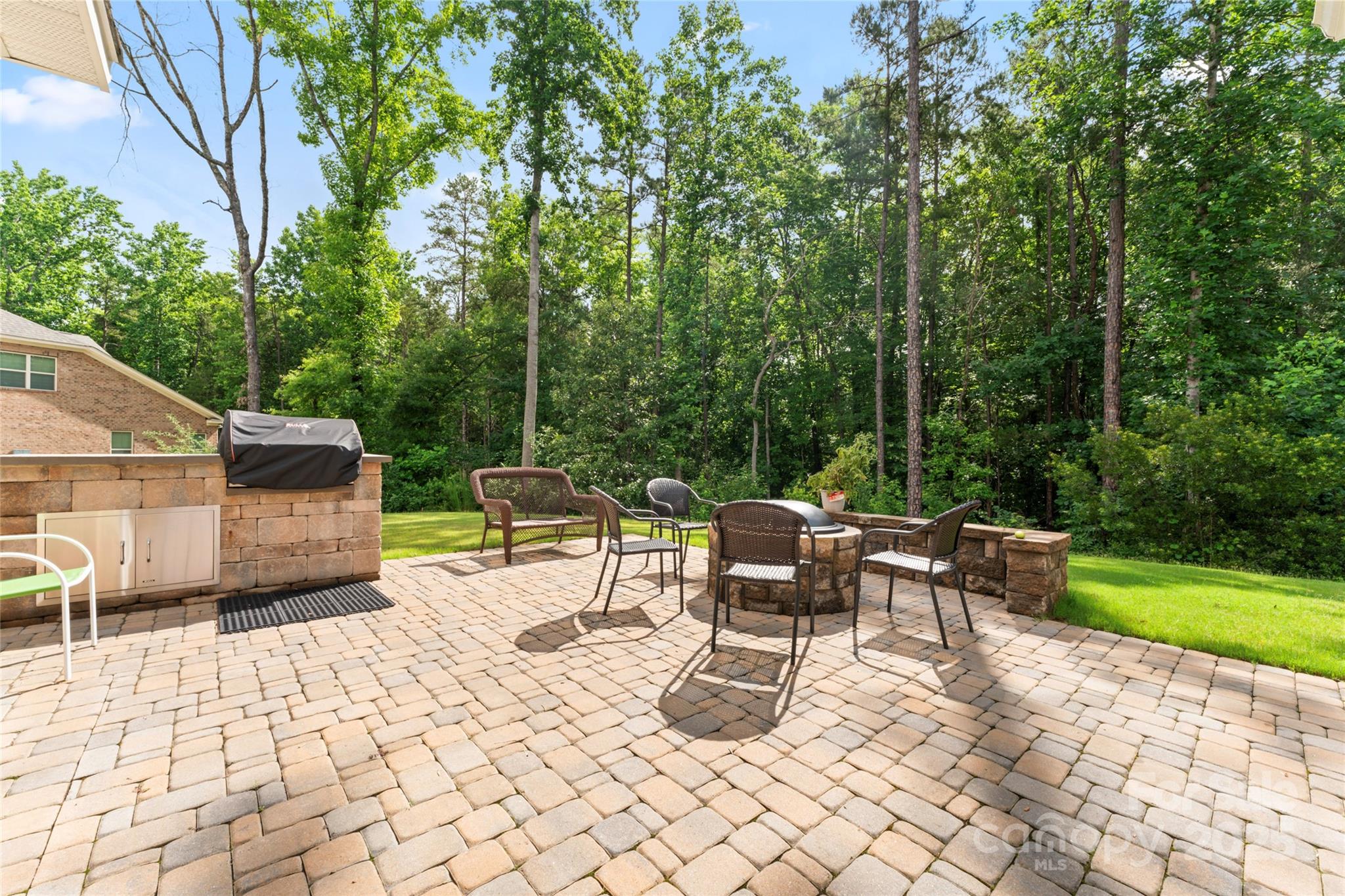 Fort Mill, South Carolina, 29707, United States, 5 Bedrooms Bedrooms, ,6 BathroomsBathrooms,Residential,For Sale,1982874