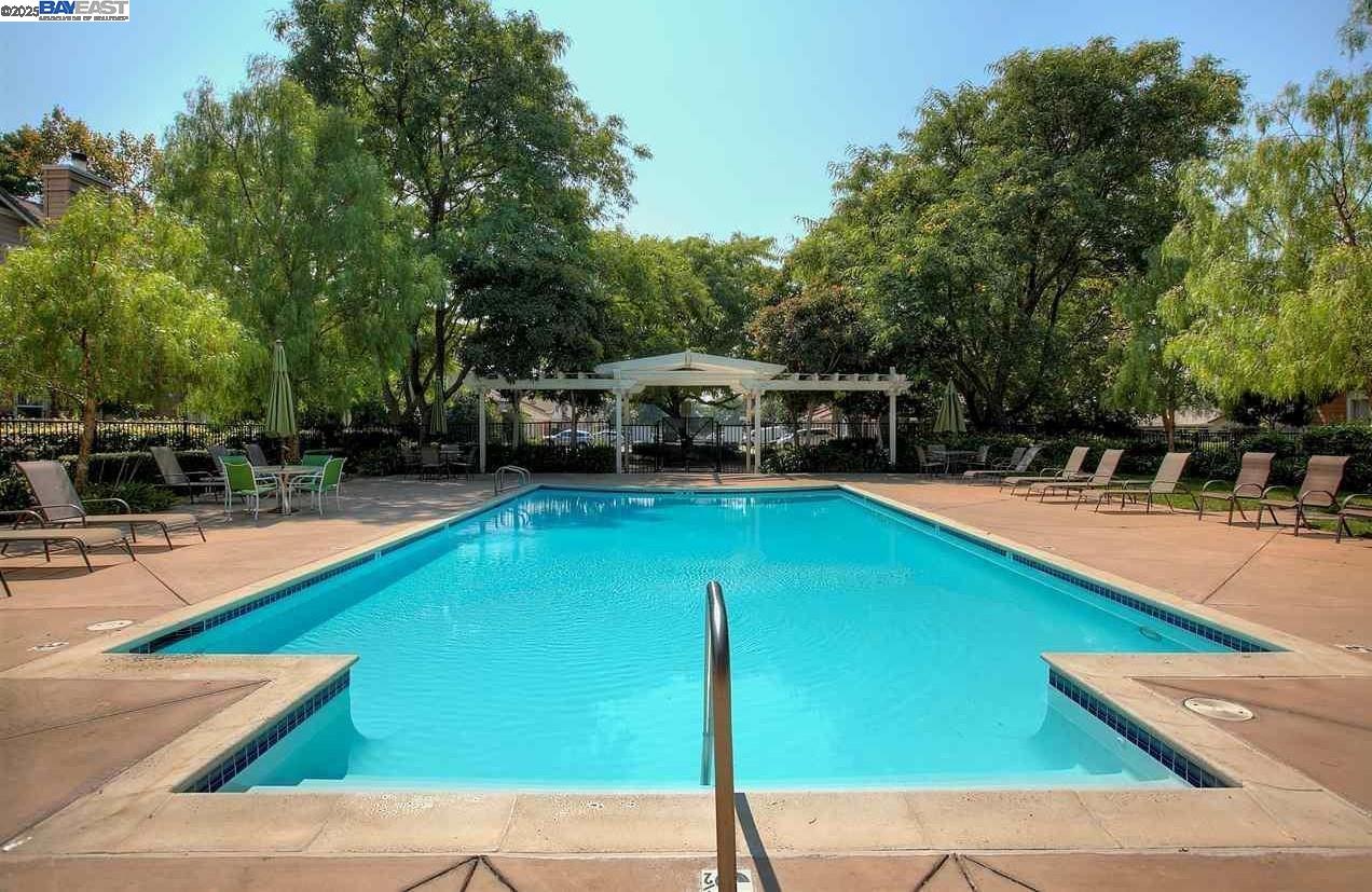 Dublin, California, 94568, United States, 3 Bedrooms Bedrooms, ,2 BathroomsBathrooms,Residential,For Sale,1987848