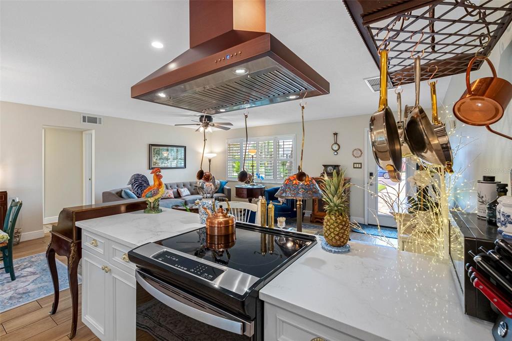 St Pete Beach, Florida, 33706, United States, 2 Bedrooms Bedrooms, ,2 BathroomsBathrooms,Residential,For Sale,1885302