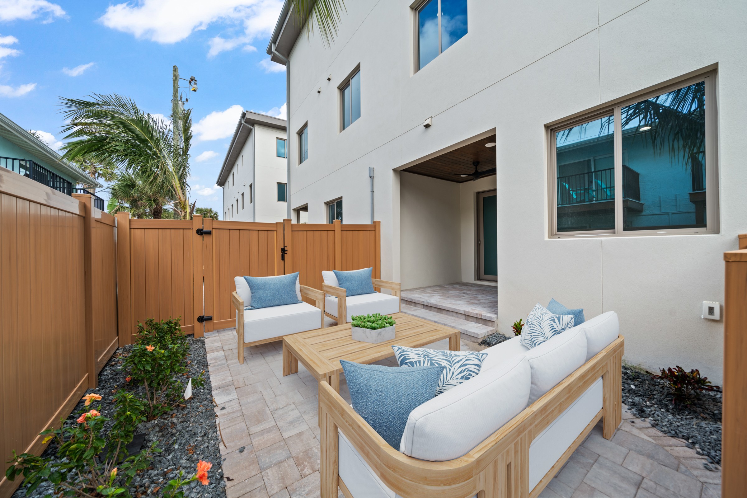  1006 Wave Crest Avenue, Indialantic, FL, 32903 - 物件實景