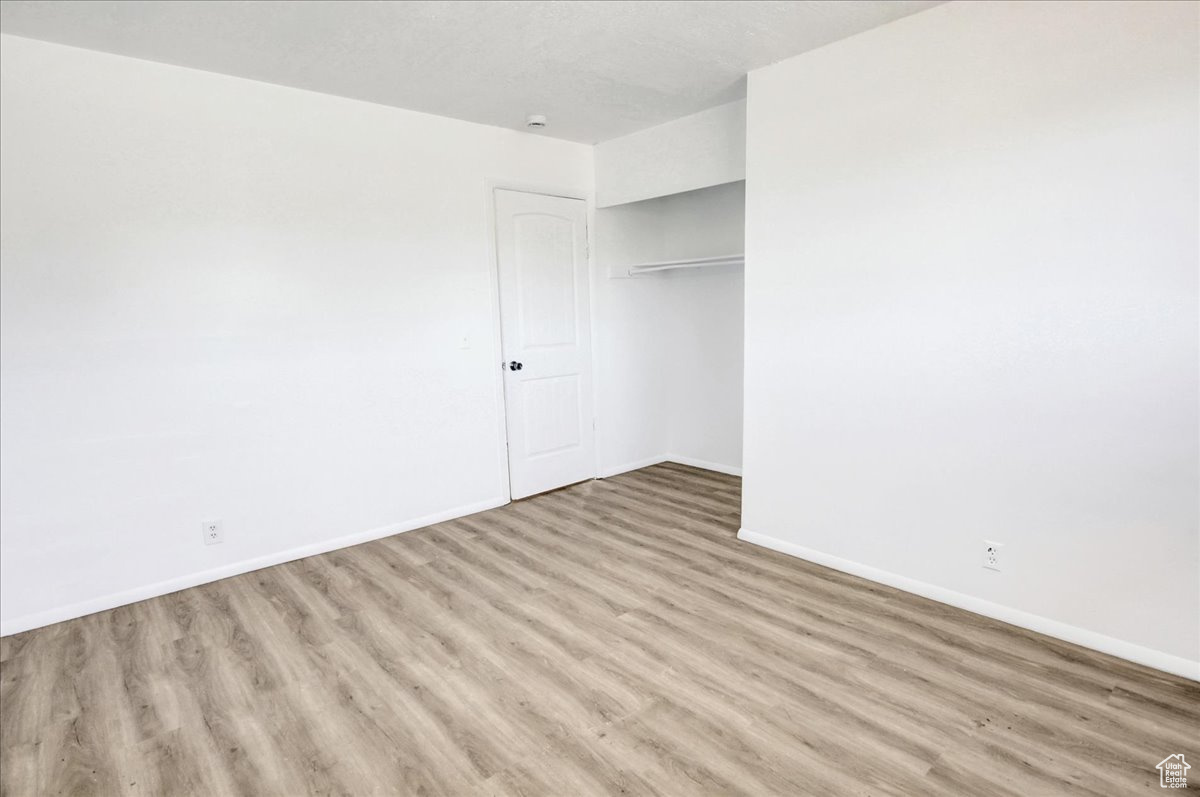 West Valley City, Utah, 84119, United States, 6 Bedrooms Bedrooms, ,Residential,For Sale,1957182