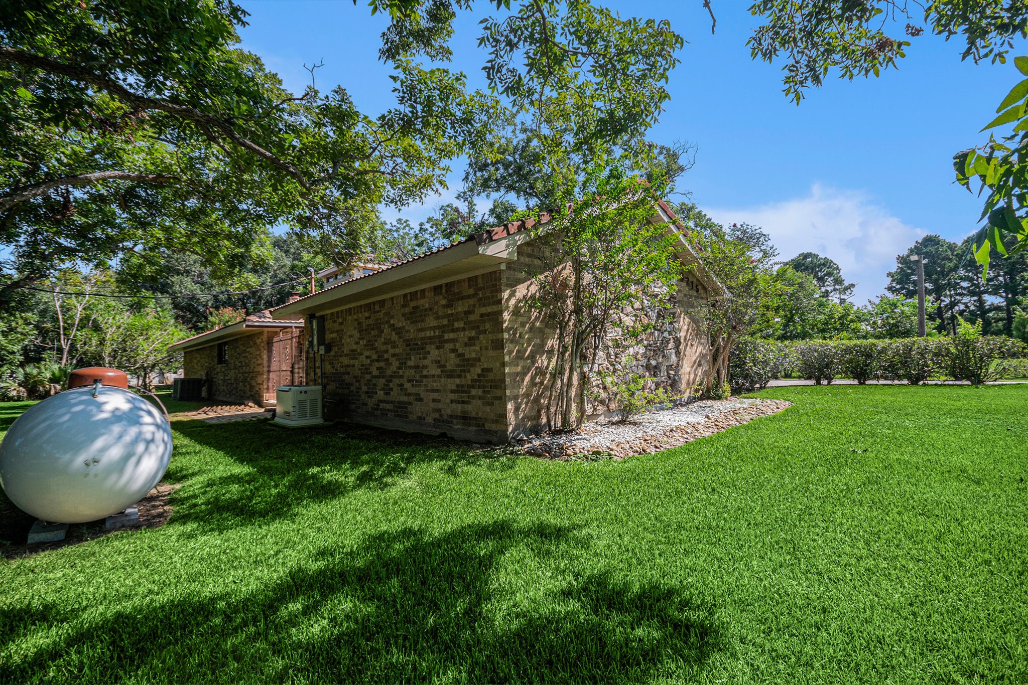 Crosby, Texas, 77532, United States, 3 Bedrooms Bedrooms, ,3 BathroomsBathrooms,Residential,For Sale,1926287
