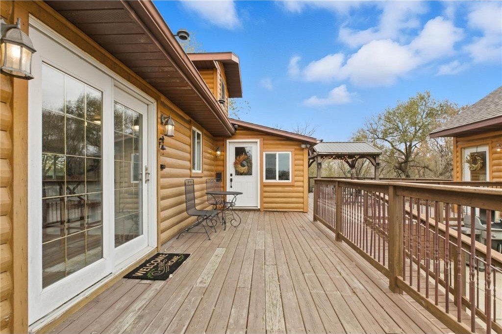 Holdingford, Minnesota, 56340, United States, 5 Bedrooms Bedrooms, ,2 BathroomsBathrooms,Residential,For Sale,1977131