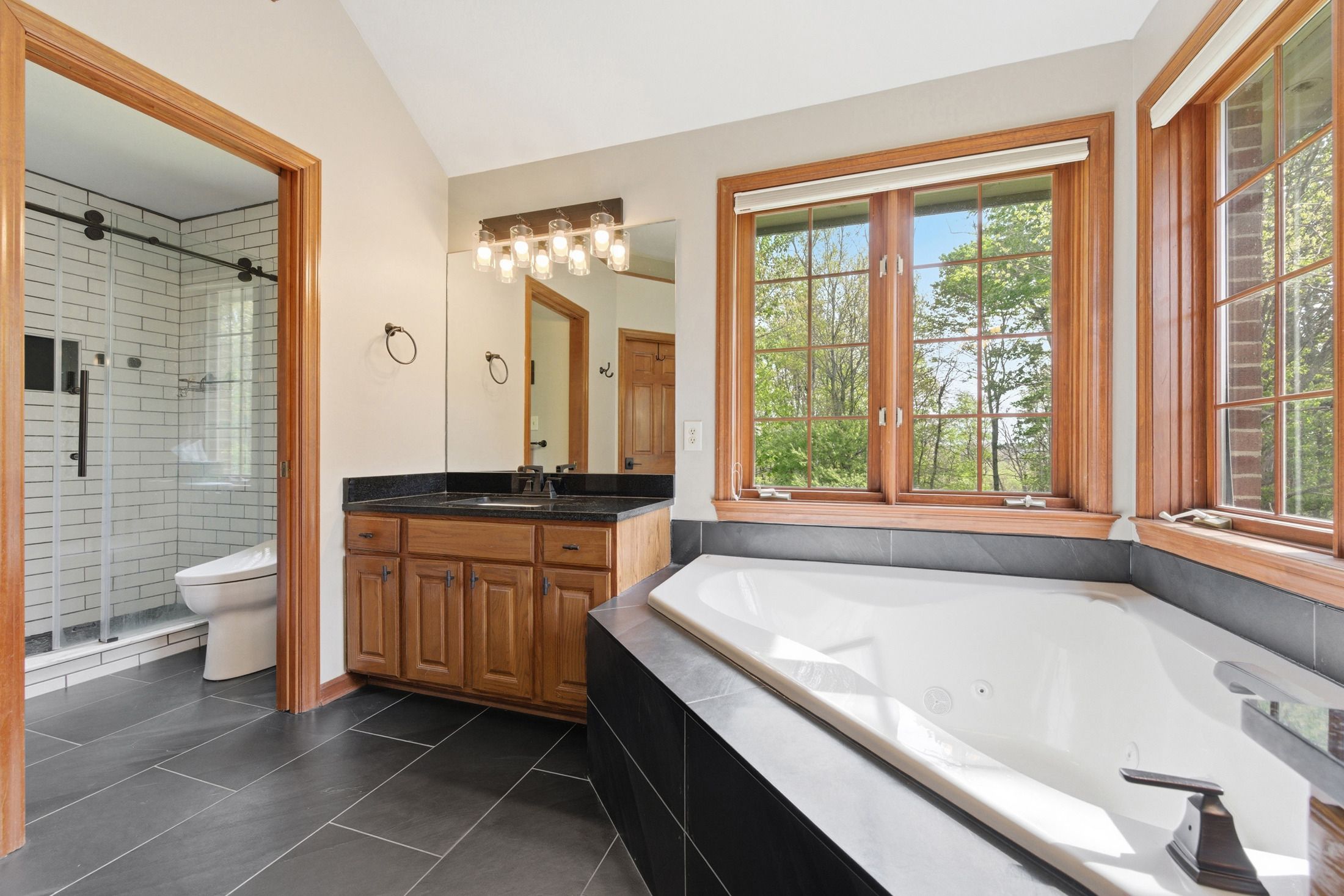  210 Royal Doulton Court, Gibsonia, PA 15044 - 物件實景