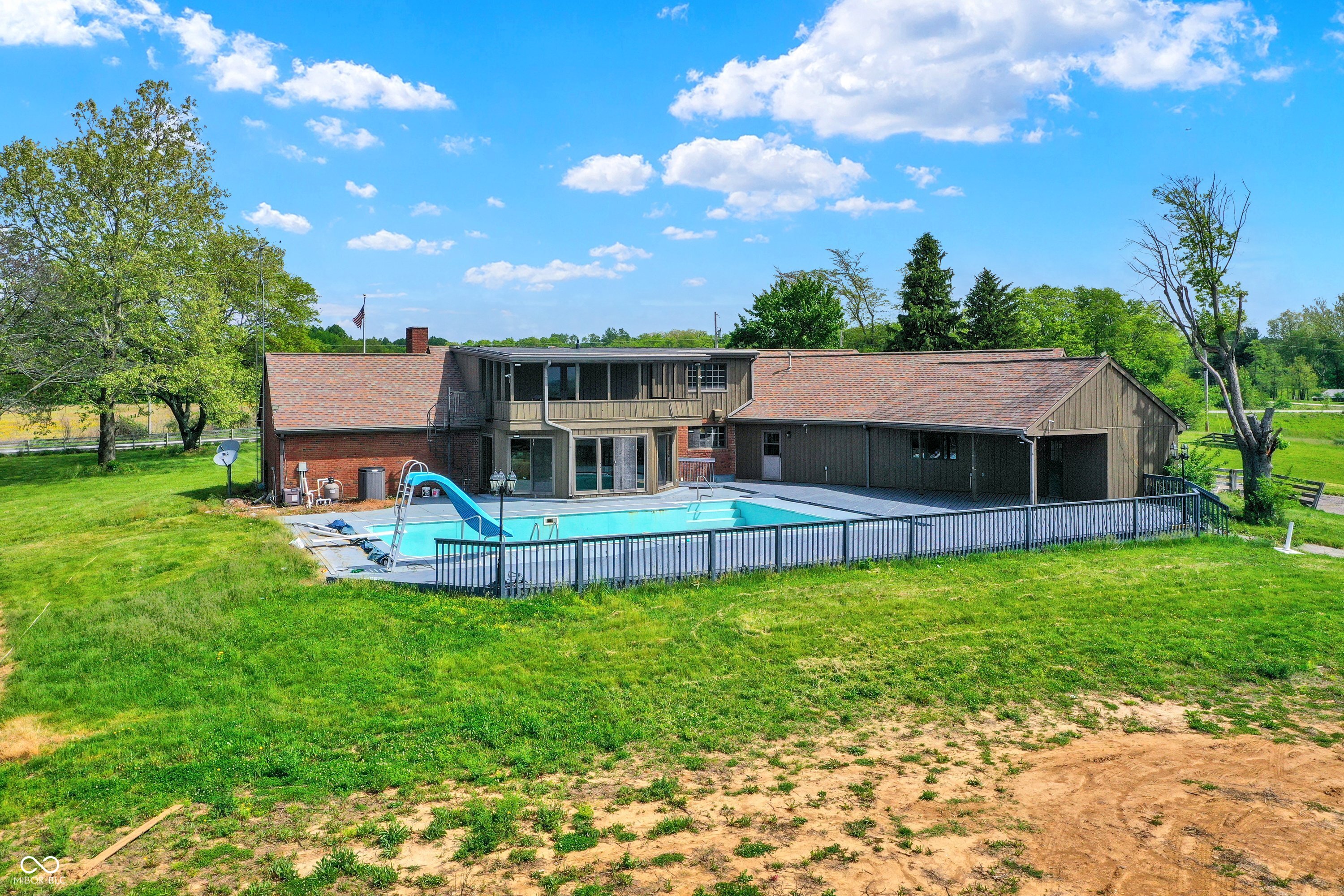 Edinburgh, Indiana, 46124, United States, 3 Bedrooms Bedrooms, ,3 BathroomsBathrooms,Residential,For Sale,1935669