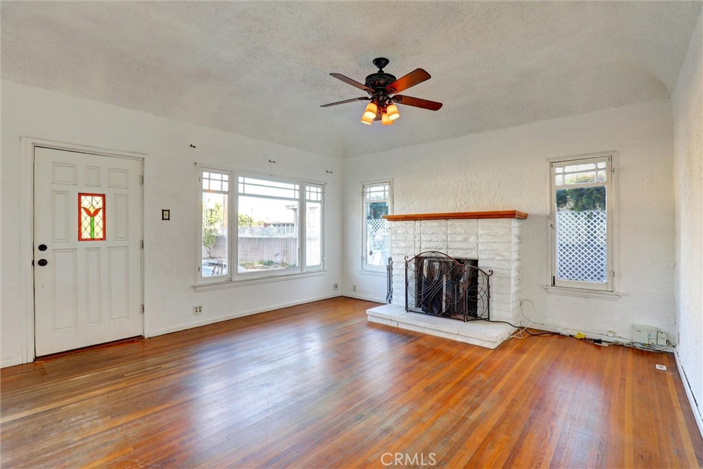 Lakewood, California, 90713, United States, 2 Bedrooms Bedrooms, ,1 BathroomBathrooms,Residential,For Sale,1943590