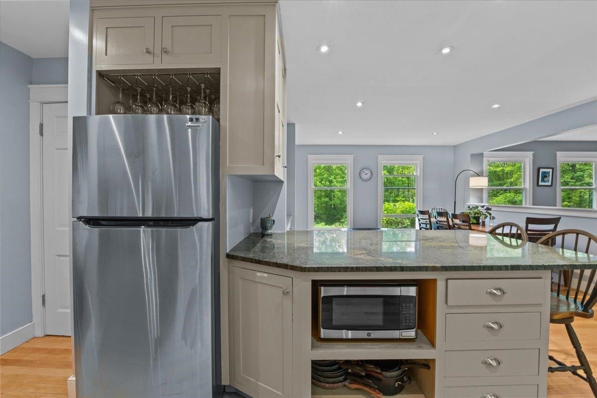 Stowe, Vermont, 05672, United States, 6 Bedrooms Bedrooms, ,4 BathroomsBathrooms,Residential,For Sale,1840743