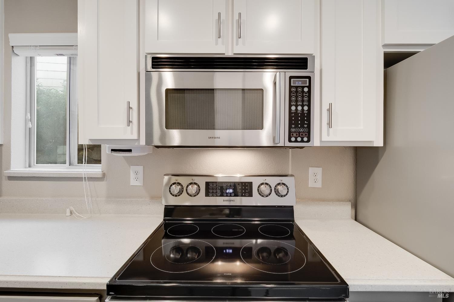 Martinez, California, 94553, United States, 3 Bedrooms Bedrooms, ,3 BathroomsBathrooms,Residential,For Sale,1990970